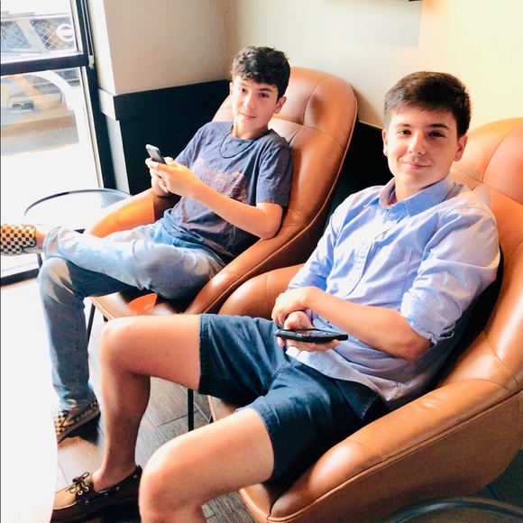 Meet your Posher, Amy - Picture 6 of 8